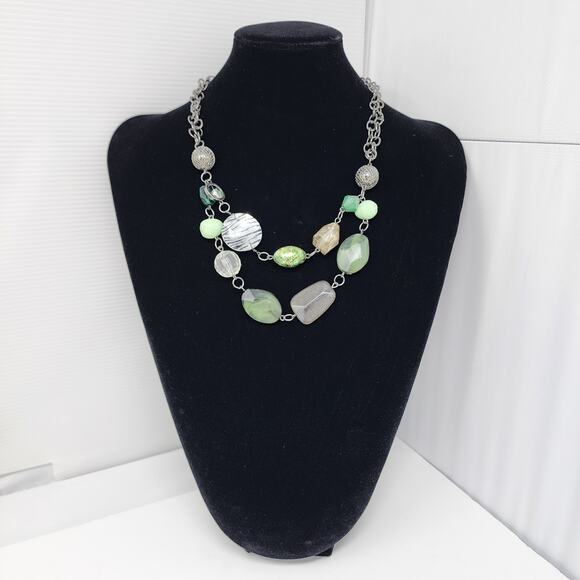 Vintage Layered Necklace - Picture 4 of 5